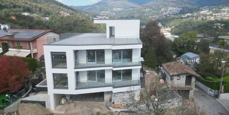 CANOBBIO – DUPLEX IN RESIDENZA RHOSE