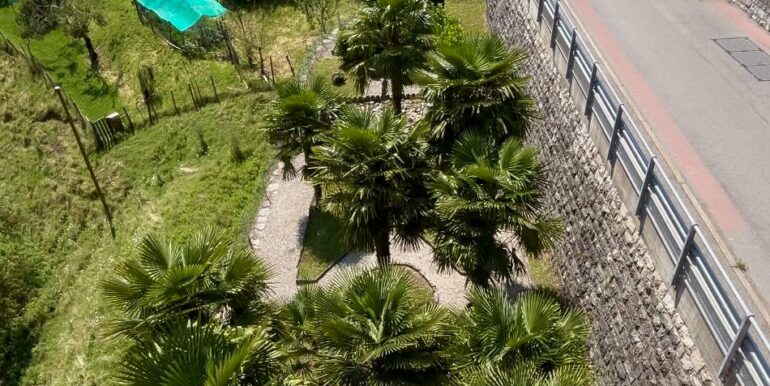 AROGNO – POSSIBILE CASA DI VACANZA, MANSARDA IN CASA D’EPOCA RISTRUTTURATA