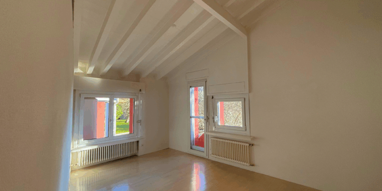 CADRO – ATRIUM HOUSE