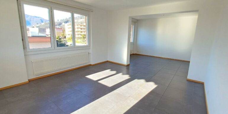 MINUSIO – ATTICO CON SPLENDIDA VISTA LAGO