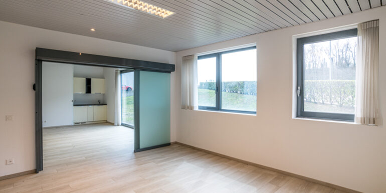 RANCATE – IMMOBILE CIELO-TERRA A DESTINAZIONE COMMERCIALE