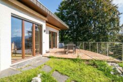 ARZO – APPARTAMENTO IN VILLA UNICA NEL SUO GENERE