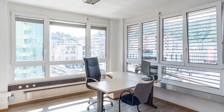 CHIASSO – LUMINOSO ULTIMO UFFICIO