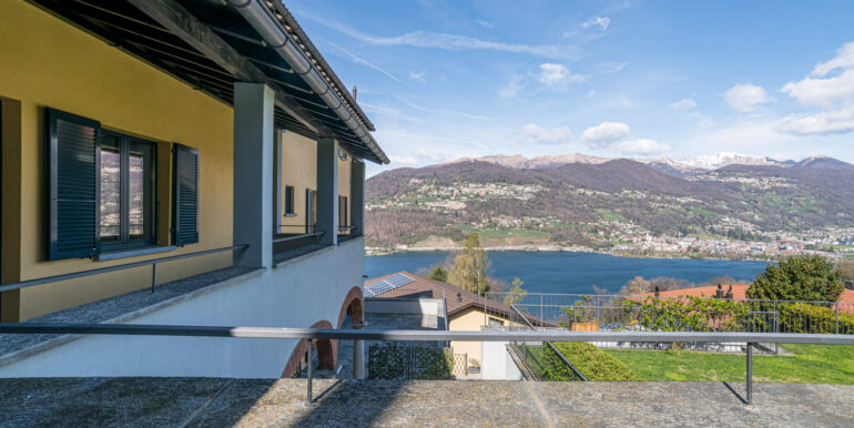 ARASIO / COLLINA D'ORO - VIVERE UN PEZZO DI STORIA