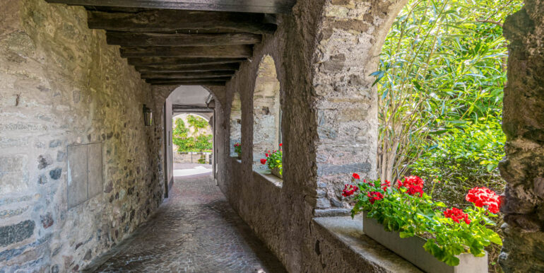 VICO MORCOTE – MERAVIGLIOSA CASA TICINESE