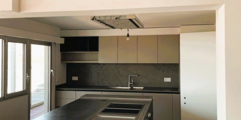 VIRA GAMBAROGNO - ATTICO IN CENTRO CON VISTA LAGO