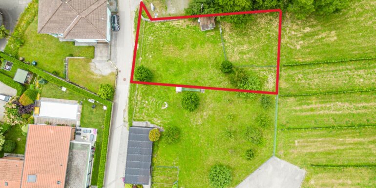 COLDRERIO – TERRENO R2 EDIFICABILE CON LICENZA EDILIZIA APPROVATA