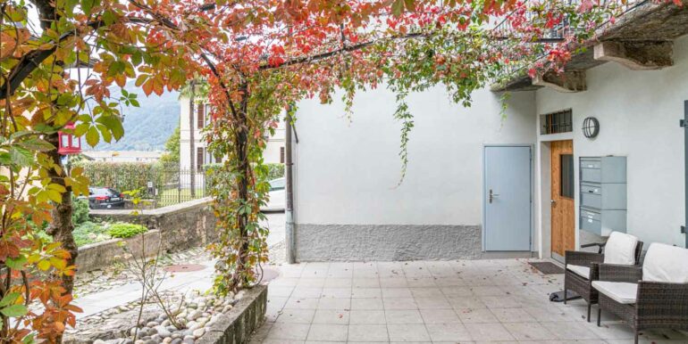 MELANO - 3,5 LOCALI RISTRUTTURATO CON COMFORT MODERNI